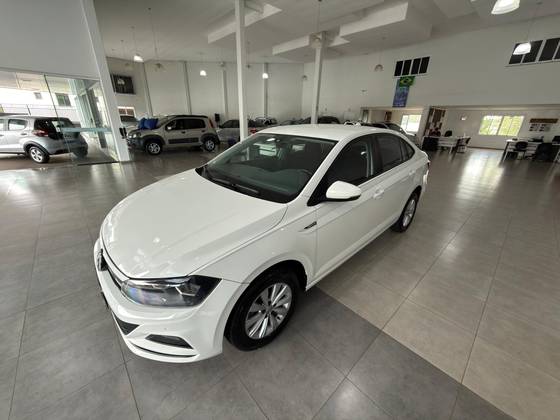 VOLKSWAGEN VIRTUS 1.0 200 TSI COMFORTLINE AUTOMÁTICO